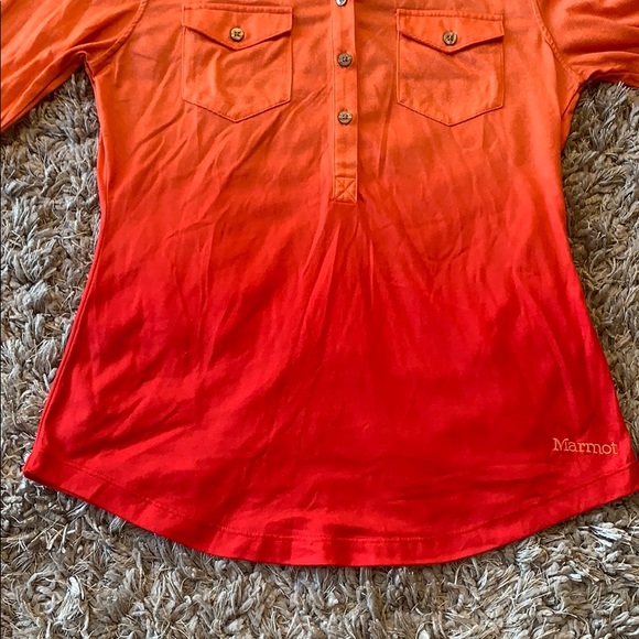 MARMOT Ombré Long Sleeve 1/2 Button Down Top - Picture 6 of 12